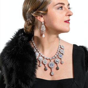 Ballantine Books Antique Jewelry Guide, Kindle Edition, 269 Pages,-0
